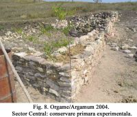 Chronicle of the Archaeological Excavations in Romania, 2004 Campaign. Report no. 129, Jurilovca, Capul Dolojman<br /><a href='CronicaCAfotografii/2004/129/rsz-10.jpg' target=_blank>Display the same picture in a new window</a>