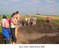 Chronicle of the Archaeological Excavations in Romania, 2005 Campaign. Report no. 179, Siret, Dealul Ruina<br /><a href='CronicaCAfotografii/2005/179/rsz-8.jpg' target=_blank>Display the same picture in a new window</a>