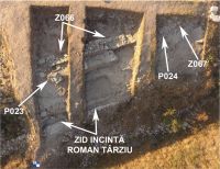 Chronicle of the Archaeological Excavations in Romania, 2020 Campaign. Report no. 24, Istria, Cetate<br /><a href='CronicaCAfotografii/2020/01-Sistematice/024-histria/fig-2-zidul-de-incinta-roman-tarziu-z066-z067-p023-si-p024.jpg' target=_blank>Display the same picture in a new window</a>